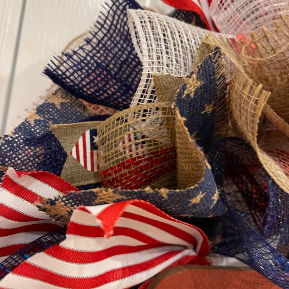 “Red Truck” Patriotic WREATH Red, White and Blue wreath 26” VERY FULL! JULY 4th - Picture 10 of 11